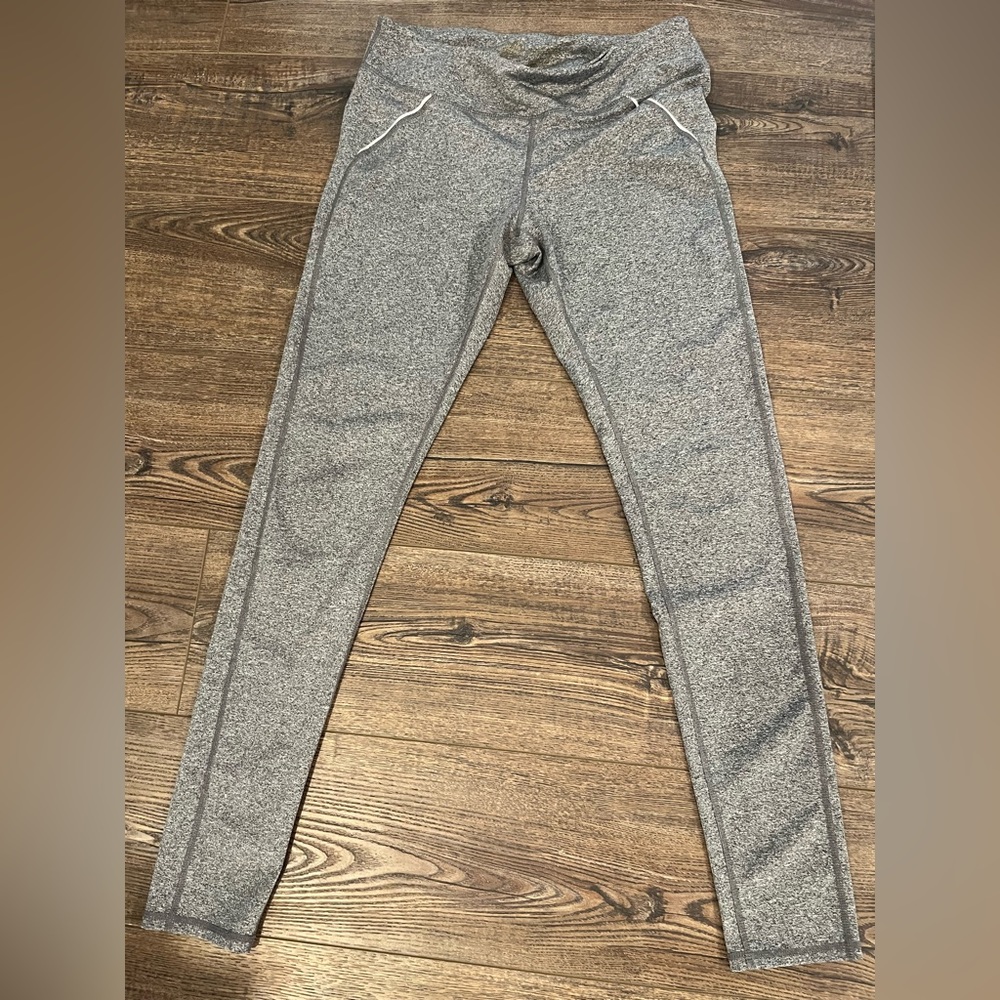 2 pairs sz medium gray leggings